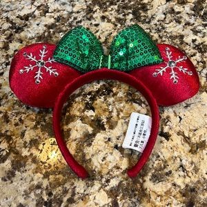 Disney Holiday Red Velvet Silver Snowflake Green Sequin Bow Minnie Ears
